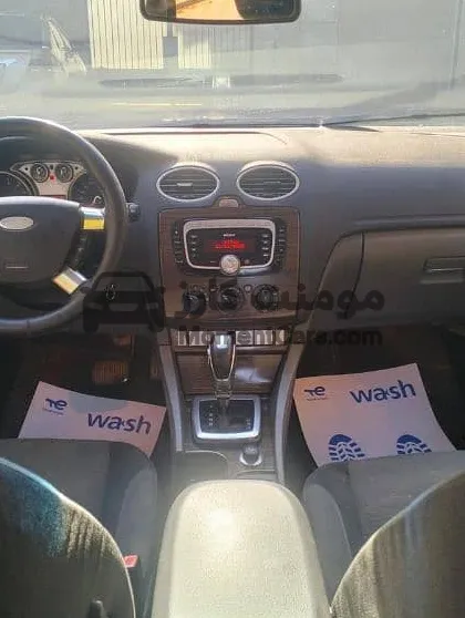 فورد فوكس 2010 جيا اتوماتيك فتحة سقف فبريكة للبيع