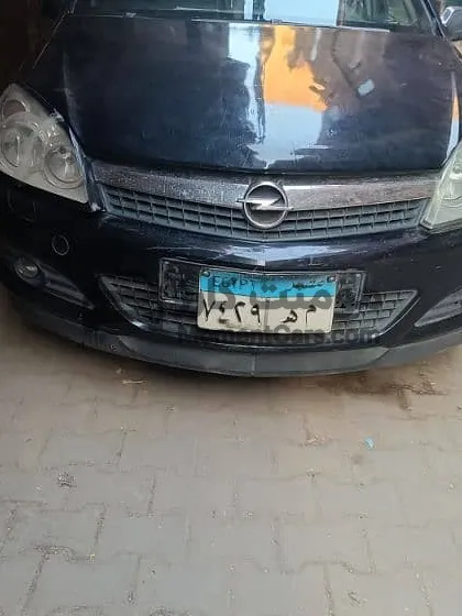 أوبل أسترا 2009 أوتوماتيك جلد للبيع