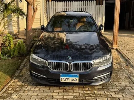 BMW 520i 2019 أعلى فئة مالك أول حالة نادرة
