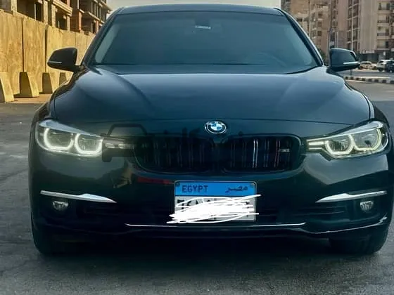 بي ام دبليو 318i لكجري 2018 - 108 ألف كم للبيع