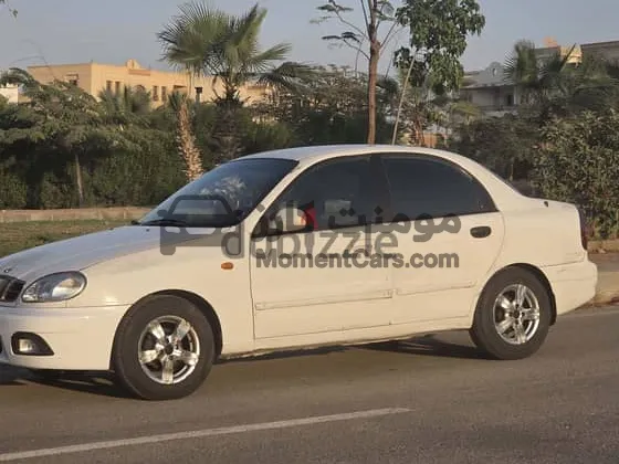 دايو لانوس 2004 مانيوال - رخصة طويلة - حالة ممتازة للبيع