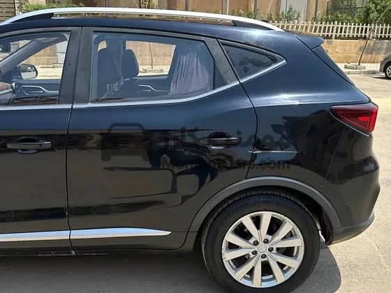 ام جي زد إس 2021 فئة تانية فرش جلد