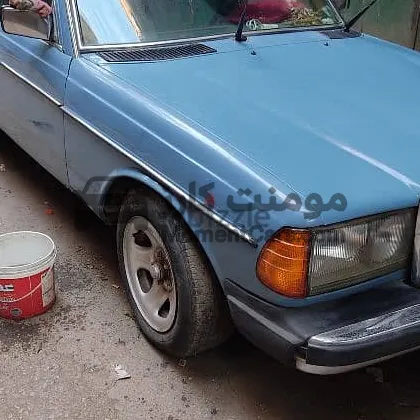 مرسيدس 200 موديل 1978 دواخل فابريكة للبيع