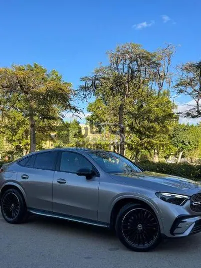 مرسيدس GLC 300 2025 أعلى فئة عفشة كهرباء