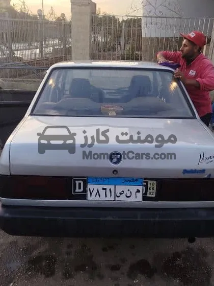 فيات شاهين 2000 بنزين وغاز رخصة سنة للبيع