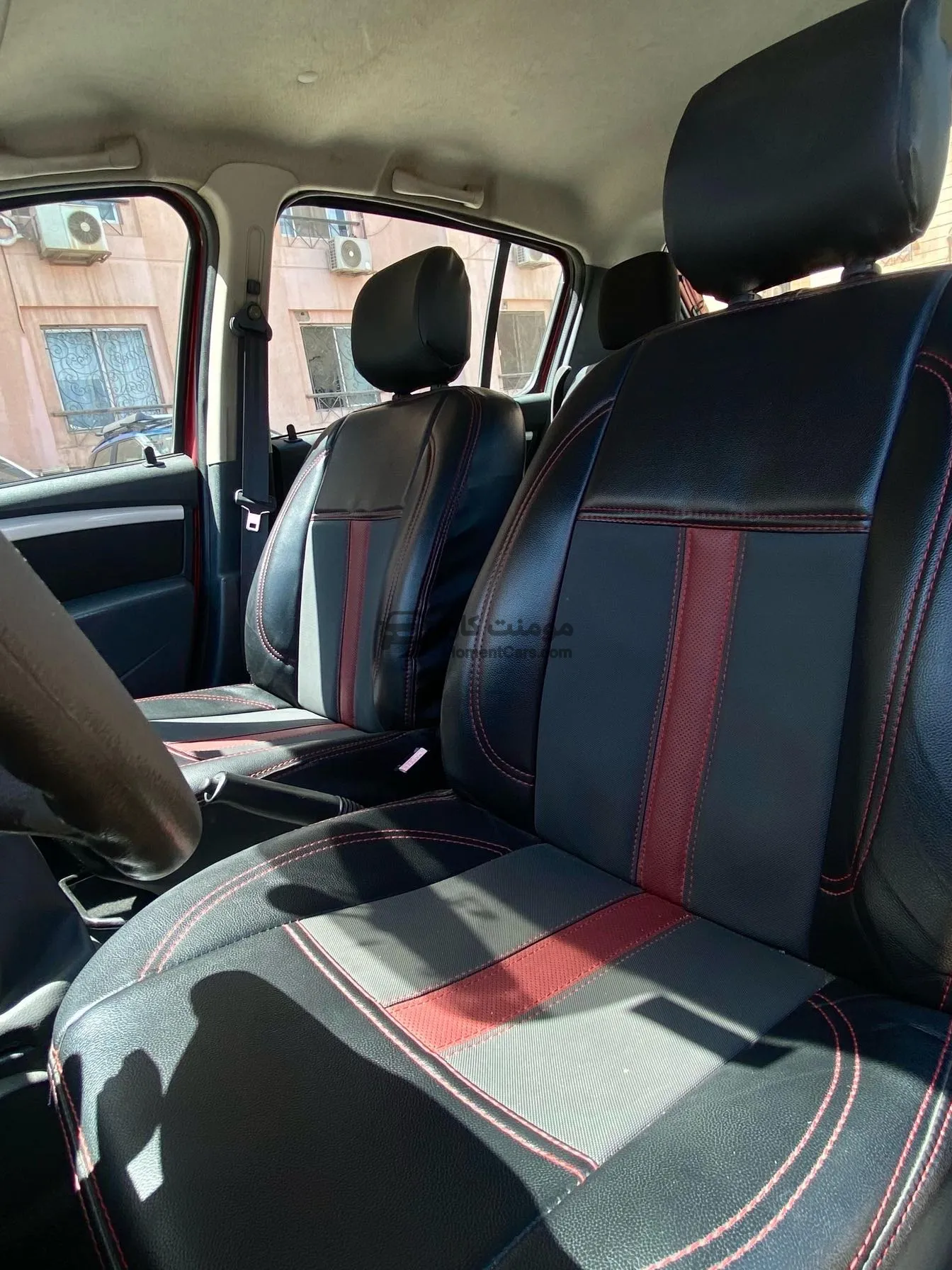 رينو سانديرو 2012 مانيوال 1600 سي سي هاتشباك