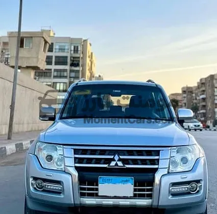 ميتسوبيشي باجيرو 2012 هاي لاين 3800cc للبيع