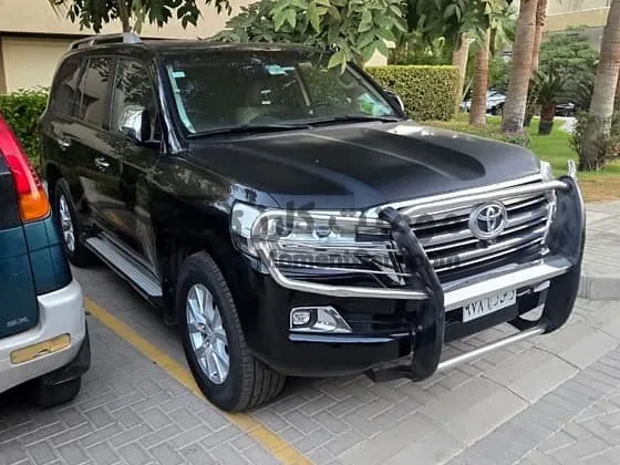 لاند كروزر 2020 GXR V6 للبيع 4000cc فابريكة بالكامل