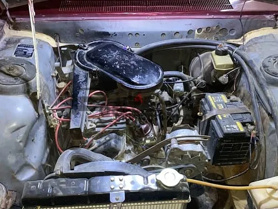 بيجو 504 صالون 1977 مشدودة بالكامل للبيع