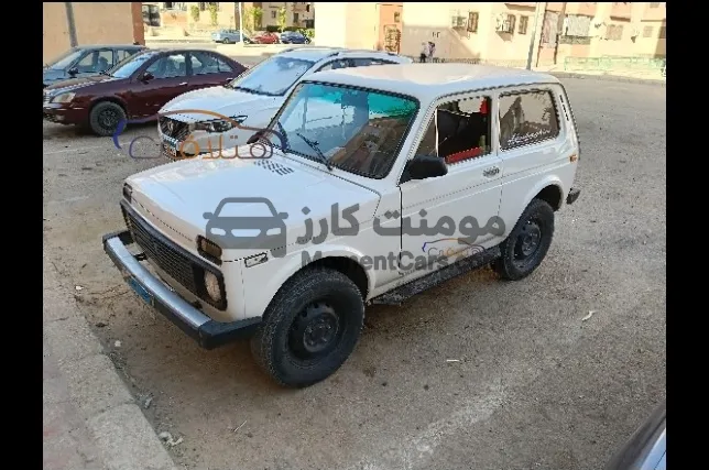 لادا نيفا 1993 مانيوال للبيع