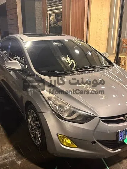 هيونداي افانتي 2011 MD أعلى فئة بصمة وفتحة سقف