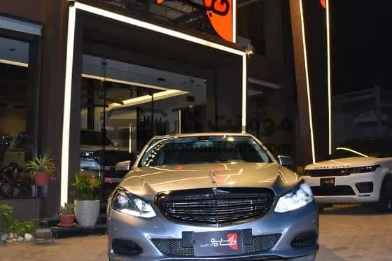 مرسيدس E200 كلاسيك 2014 حالتها ممتازة للبيع