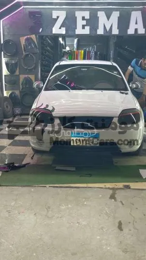 دايهاتسو تيريوس 2000 مانيوال غاز للبيع