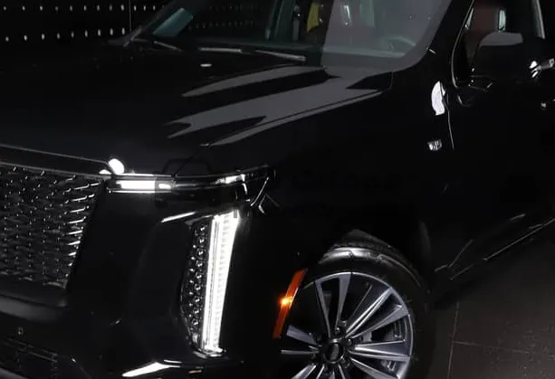 كاديلاك إسكاليد 2025 بلاتينيوم سبورت للبيع