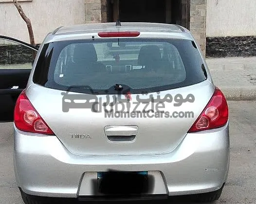 نيسان تيدا 2010 هاتشباك اتوماتيك للبيع بحالة ممتازة
