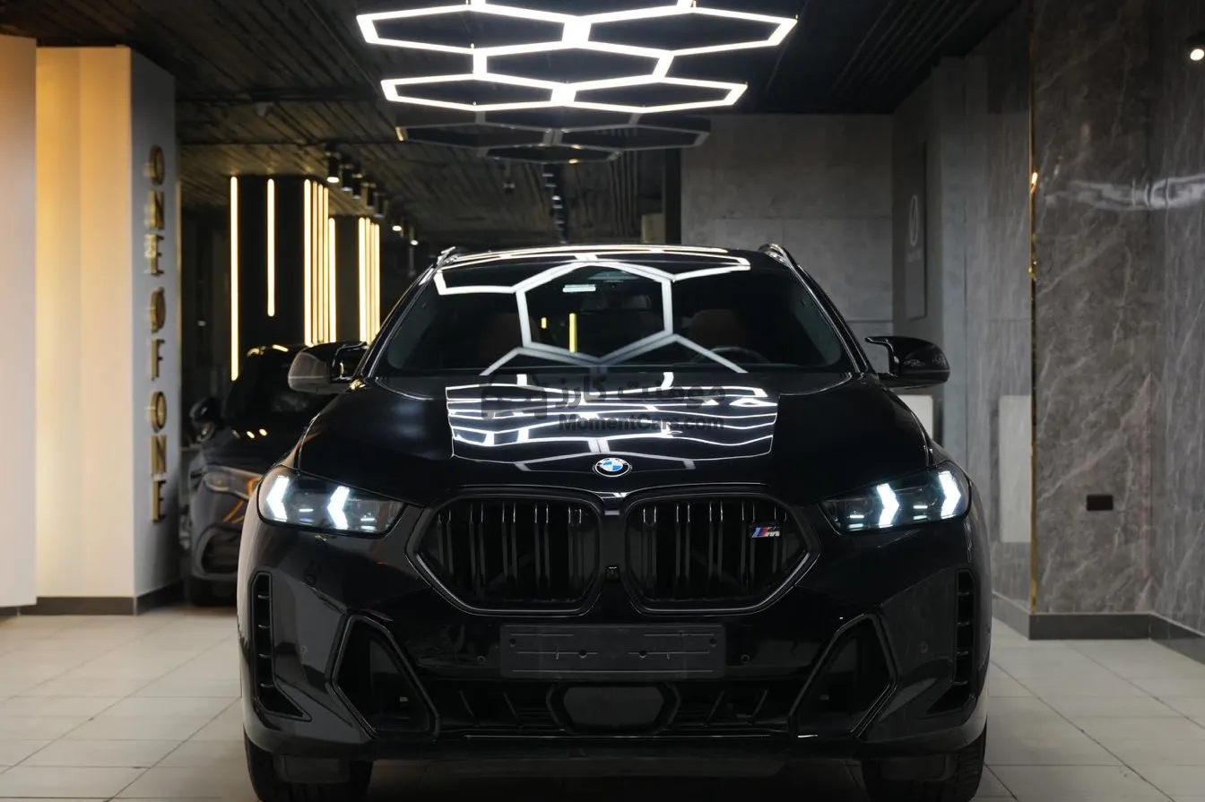 BMW X6 M60 2024 أعلى المواصفات للبيع
