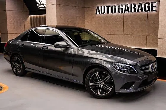 مرسيدس C180 أدفانس 2020 ضمان وكيل عداد قليل