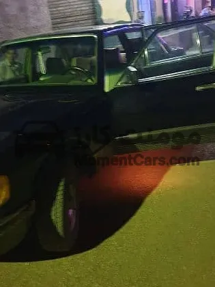 مرسيدس E 280 أوتوماتيك 1982 فخمة للبيع