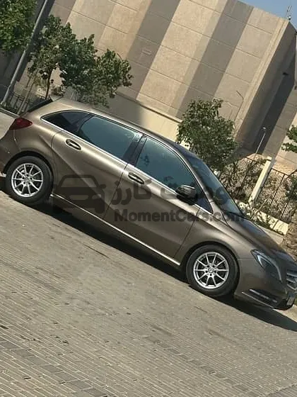 مرسيدس B200 2013 تيربو هاتشباك للبيع
