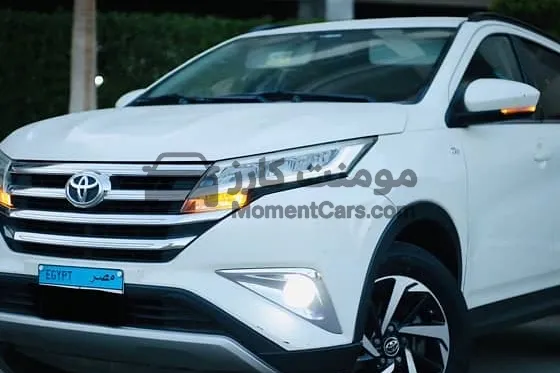 تويوتا راش 2019 فابريكة 7 راكب اتوماتيك