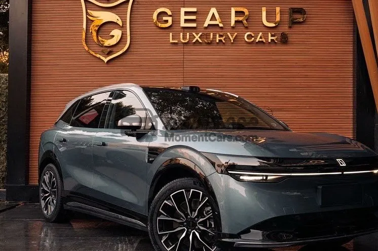 زيكر 7X 2025 كهرباء SUV بأعلى الإمكانيات