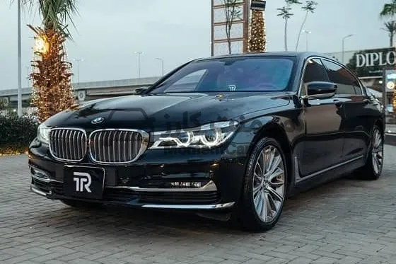 BMW 740Li 2019 وكيل 60 ألف كم للبيع