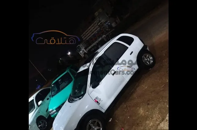 اوبل كورسا 1994 مانيوال بفتحة سقف للبيع