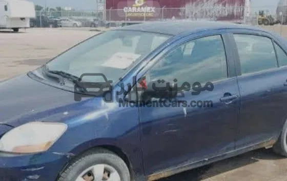 تويوتا ياريس 2006 مانيوال سقف وشنطة فبريكة للبيع