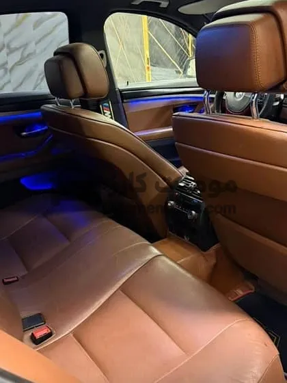 بي ام دبليو 520i موديل 2013 للبيع