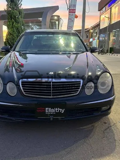مرسيدس E240 موديل 2004 اتوماتيك بحالة ممتازة