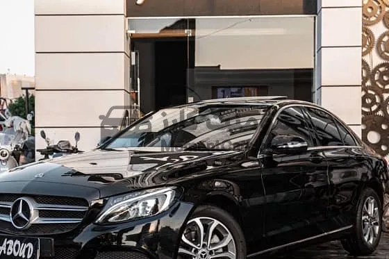 مرسيدس C180 2015 أفنجارد - 100 ألف كم - أول يد