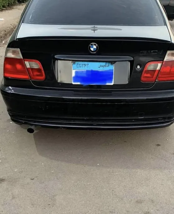 BMW 318 موديل 2000 اتوماتيك عداد 180 ألف كم