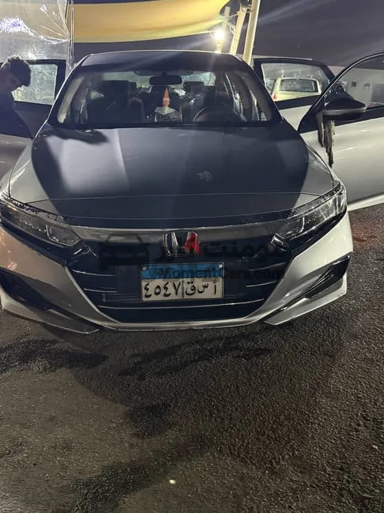 هوندا أكورد 2022 LX فابريكة للبيع 43 ألف كم