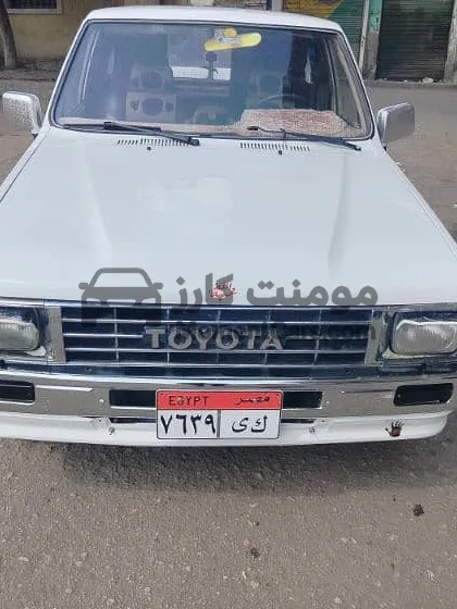 تويوتا هيلوكس 1984 مانيوال 2000 سي سي للبيع