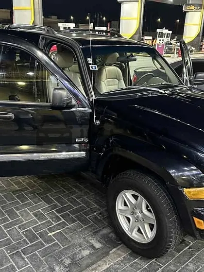 جيب ليبرتي 2007 اعلي فئة كاملة اتوماتيك للبيع