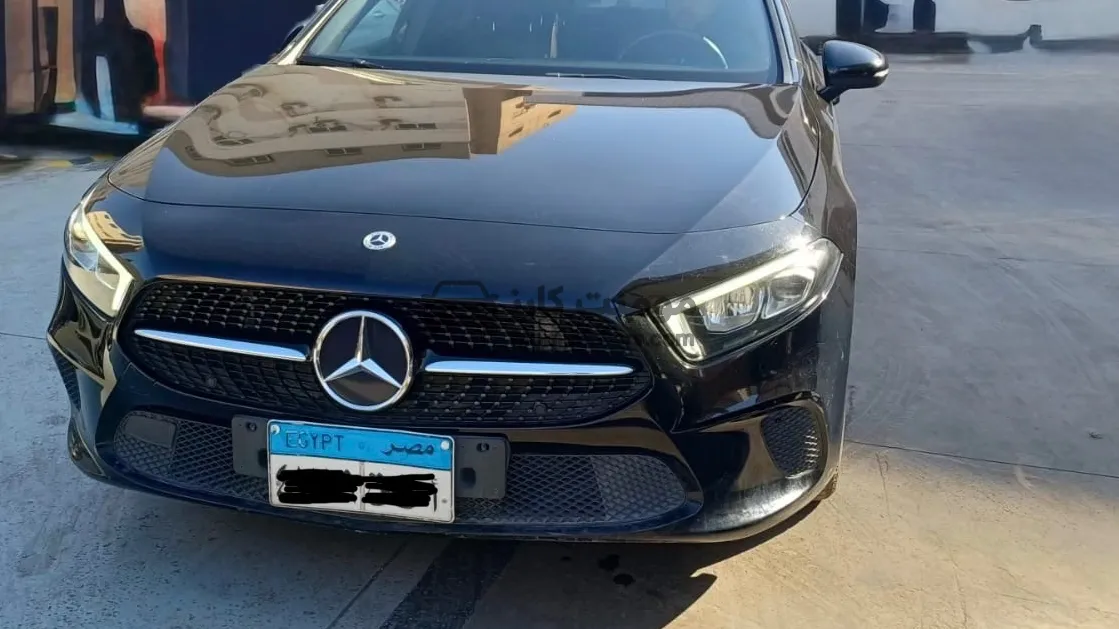 مرسيدس A180 2021 بروجريسيف فتحة سقف