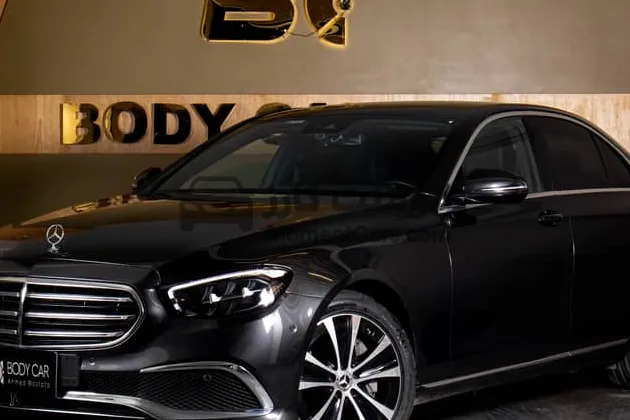 مرسيدس E200 إكسكلوسيف 2023 كسر زيرو 26 ألف كم للبيع