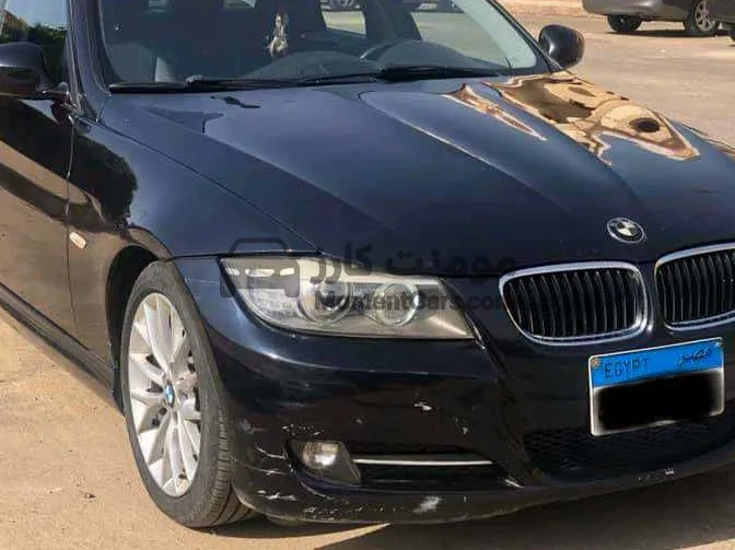 بي ام دبليو 318i 2011 جنوط M أصلية