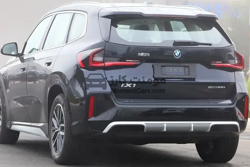 بي ام دبليو iX1 2025 كهرباء جديدة SUV للبيع