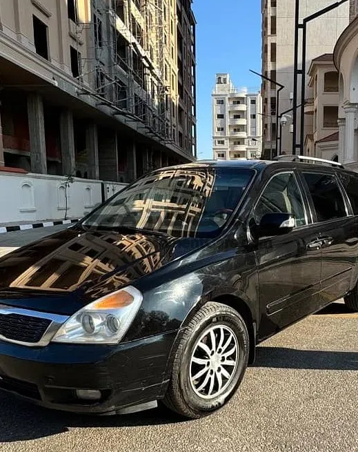 كيا كرنفال 2011 عائلية 7 راكب للبيع