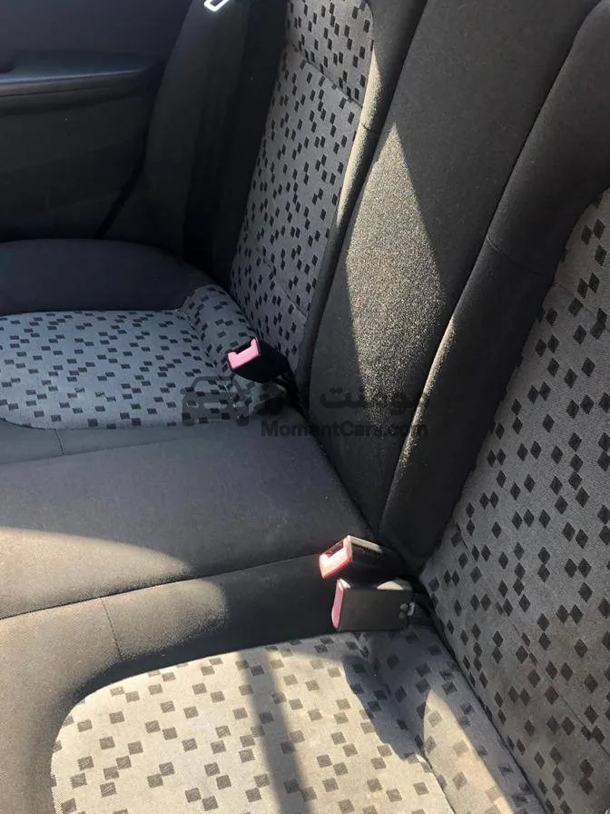 سكودا فابيا 2005 مانيوال 1400 سي سي بحالة جيدة