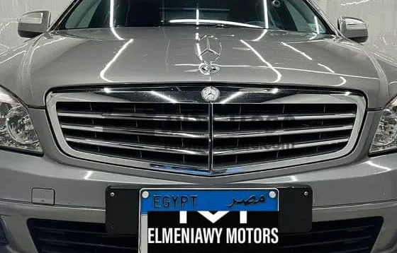 مرسيدس C200 موديل 2008 عداد قليل بحالة ممتازة