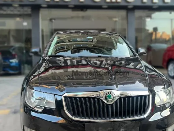 سكودا سوبرب 2012 مانيوال اعلى فئة للبيع