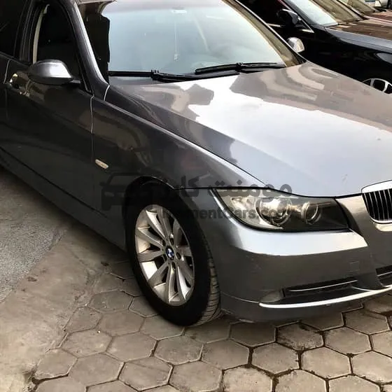 بي ام دبليو 320i موديل 2008 اتوماتيك للبيع