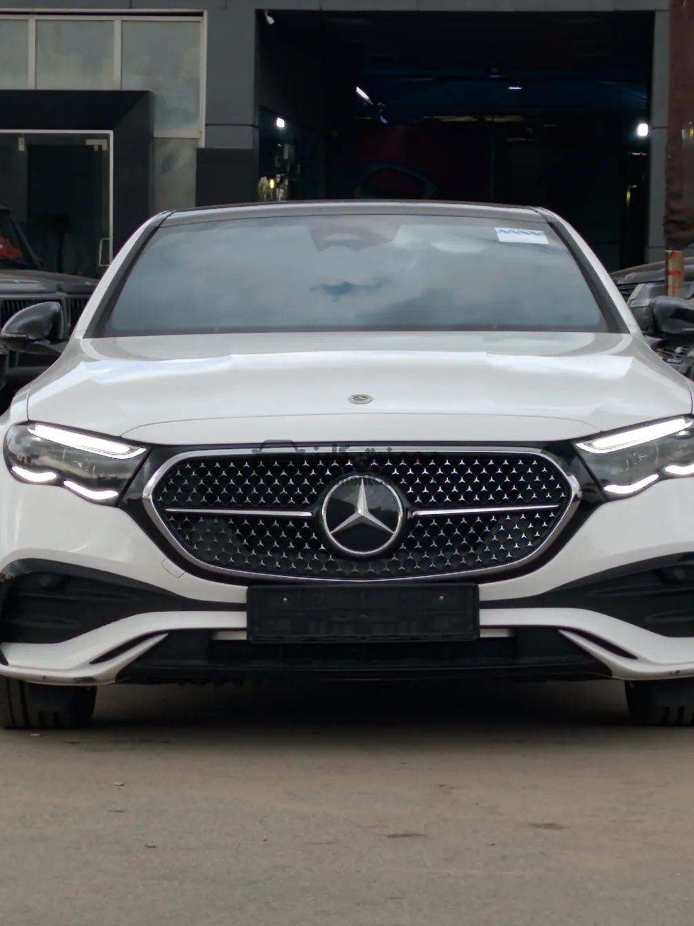 مرسيدس E200 موديل 2025 AMG جديدة للبيع