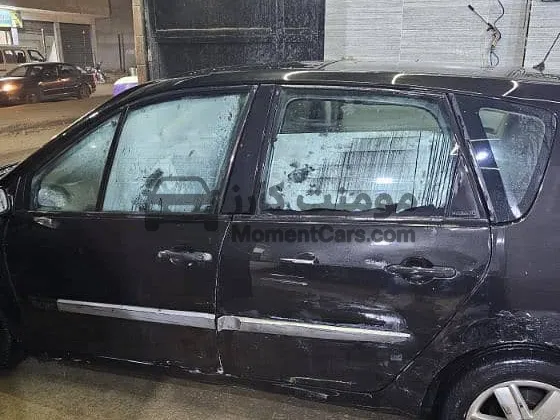 رينو سينيك 2005 أتوماتيك أعلى فئة سقف بانوراما للبيع