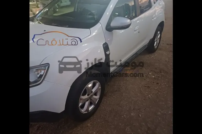 رينو داستر 2021 أوتوماتيك للبيع