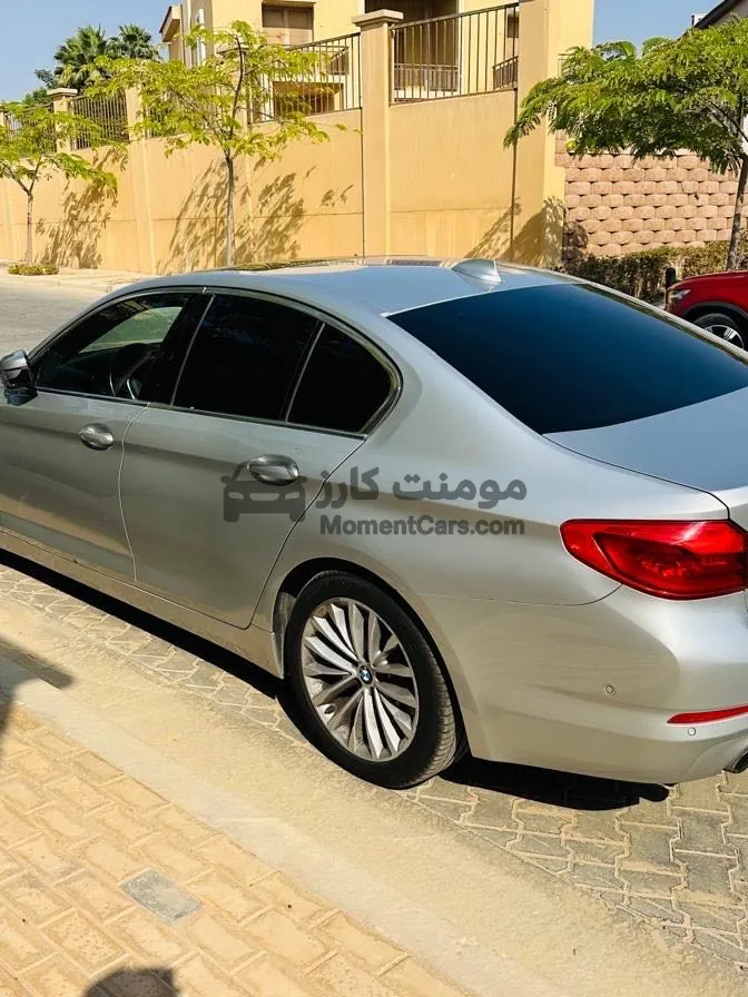 بي إم دبليو 520i موديل 2019 حالة ممتازة للبيع