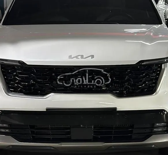 كيا سورينتو 2024 هايبرد كاملة أعلى فئة 7 راكب