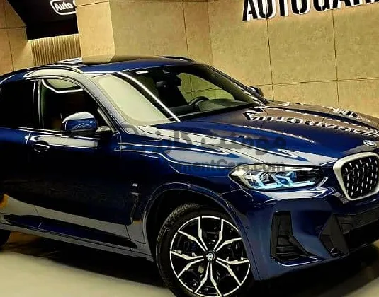 BMW X4 M30i 2025 كسر زيرو بضمان الوكيل